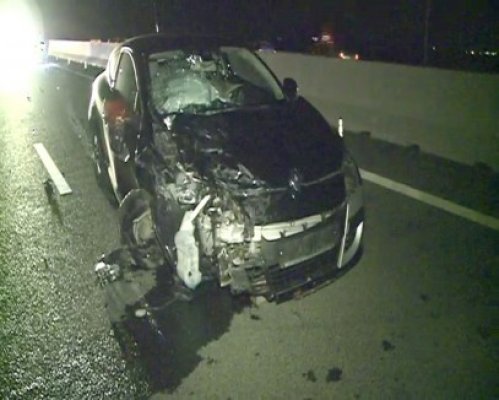 Accident în lanţ pe Autostrada Soarelui: patru maşini avariate şi trei răniţi - video!